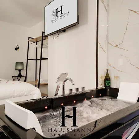 Appartement Magnifique Luxe Jacuzzi Centre